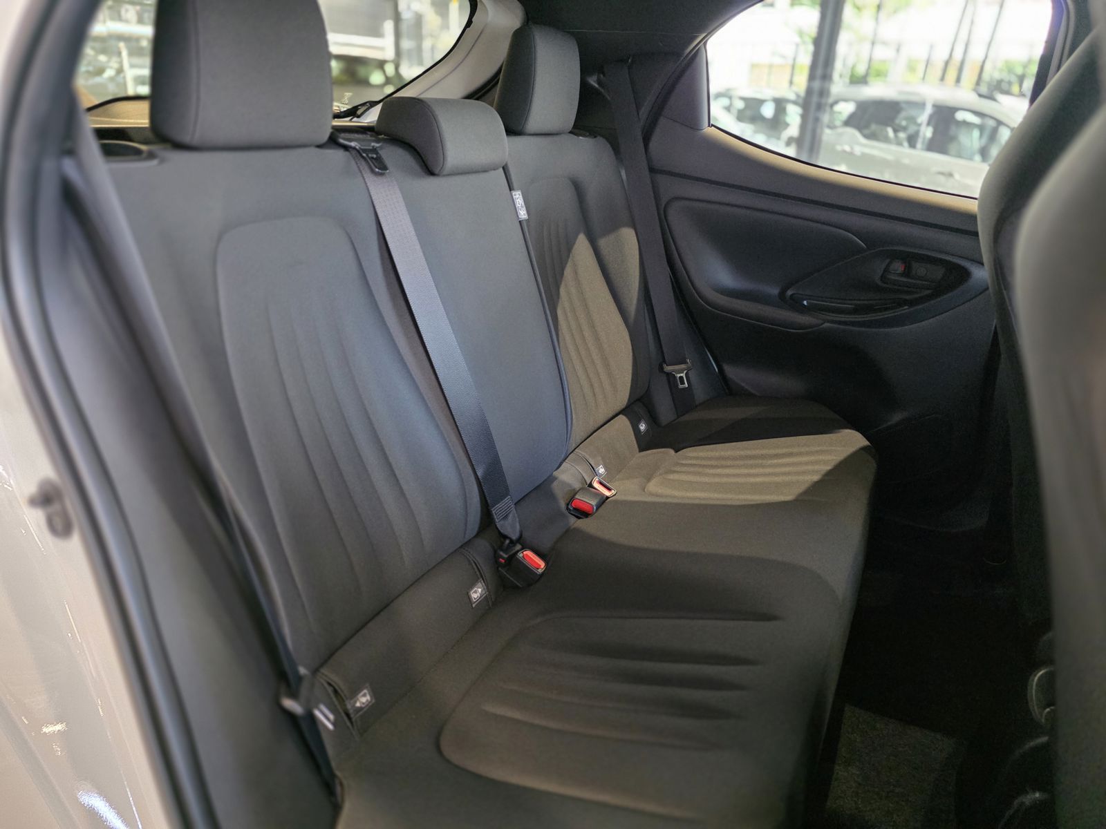 2024 Toyota Yaris X — photo 9
